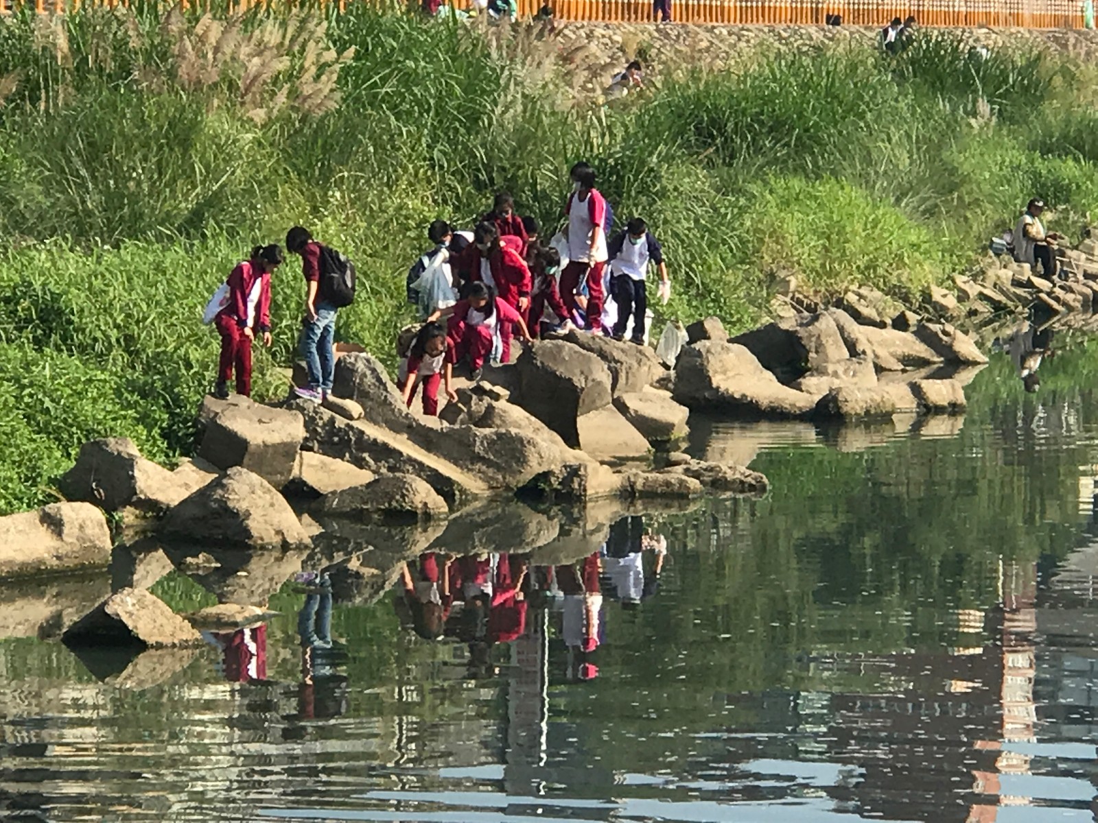 Special Appreciation｜Sanxia Junior High School  Weather: Sunny  Number of people: 84  Hours: 1hrs  Achievements: 14 bags of garbage, a tattered sofa  | Taipei Cultural experience | CAN Culture