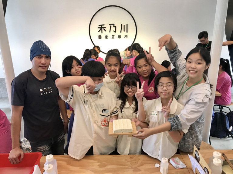 Tofu DIY Experience activities  | Taipei Cultural experience | CAN Culture