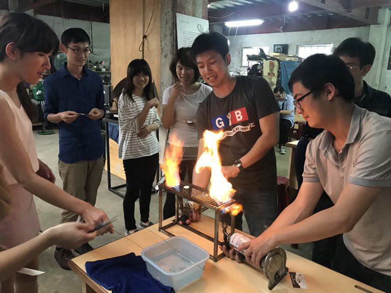 Enamel DIY Experience Activities - Taipei popular one-day tour in Sanxia
