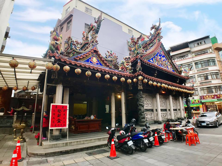 In 1785 (50th year of Qianlong Era in Qing Dynasty), inhabitants of Sanxia built a Tudigong temple behind Zushi Temple on the right, and it is now one of the oldest Tudigong temples in Sanxia.  | Taipei Cultural experience | CAN Culture