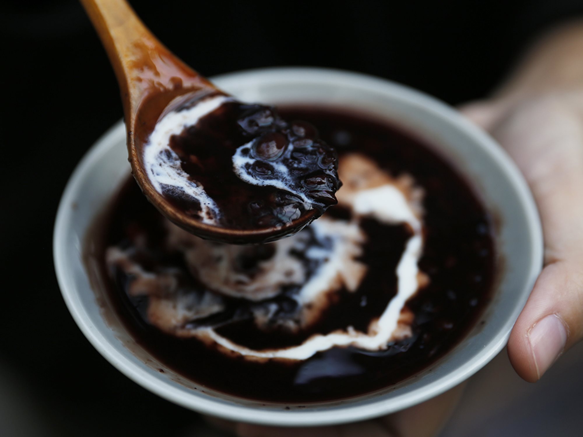 禾乃川小廚房一起動手作，黑豆紫米呷甜甜湯