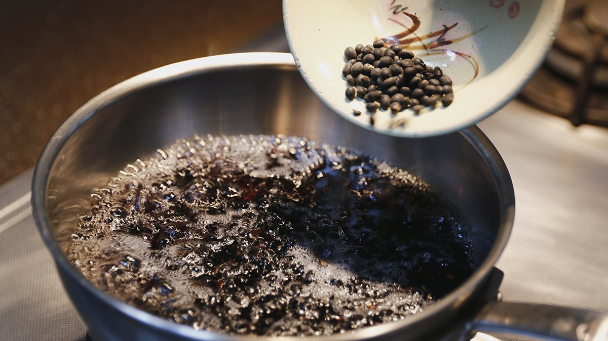 愛心烤豆漿麻糬黑豆甜甜湯，一起動手做營養甜湯｜禾乃川小廚房