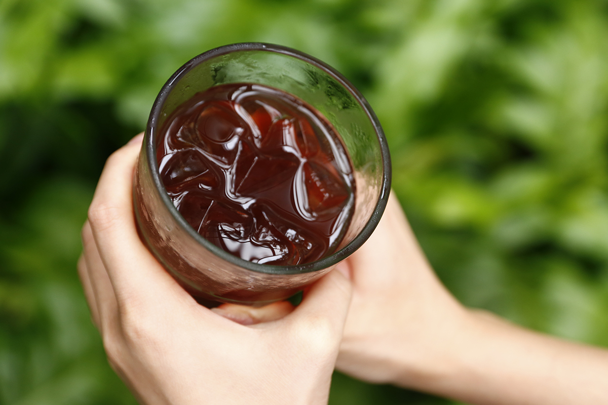 Black bean tea (water) is a healthy drink enjoyed by people who value health maintenance nowadays, which is also labeled as the holy grail product for health maintenance! Except for the nature of zero-calorie, it also contains multiple nutrients, including anthocyanin, soy isoflavones, soy saponin, vitamin E, magnesium, and potassium.  | Taipei Cultural experience | CAN Culture, Art & Nature